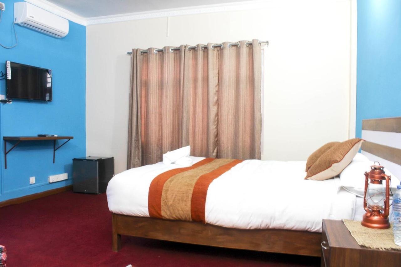 Gorkha Chhen Bed & Breakfast Extérieur photo