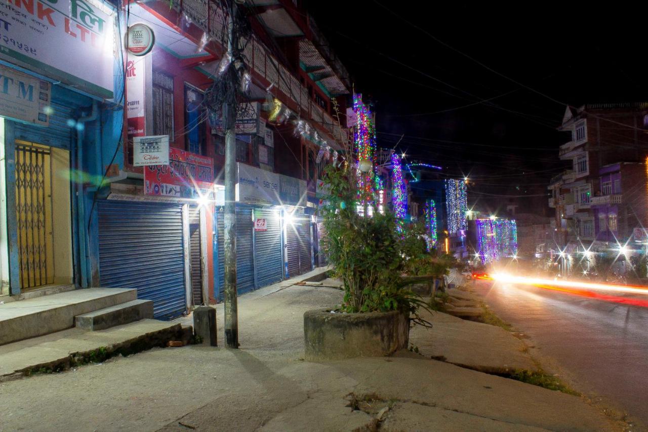 Gorkha Chhen Bed & Breakfast Extérieur photo