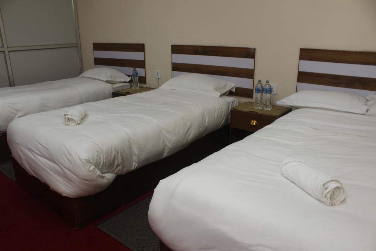 Gorkha Chhen Bed & Breakfast Extérieur photo