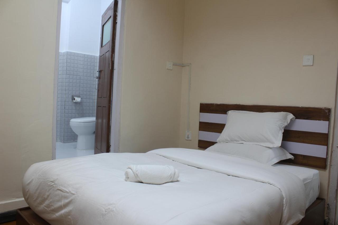 Gorkha Chhen Bed & Breakfast Extérieur photo